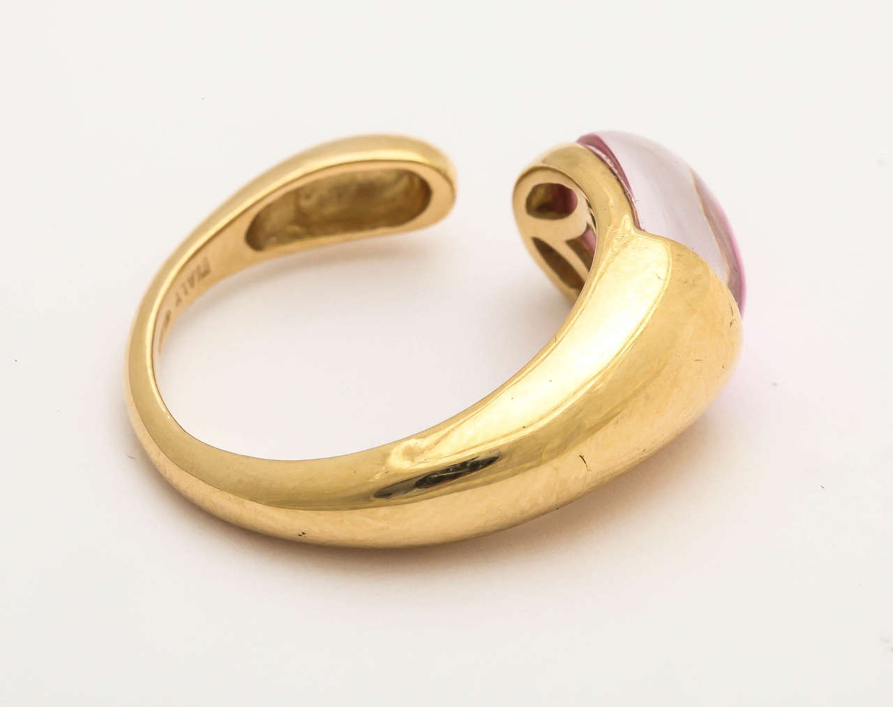 Women's Gocce Pink Mother-of-Pearl Gold Ring For Sale