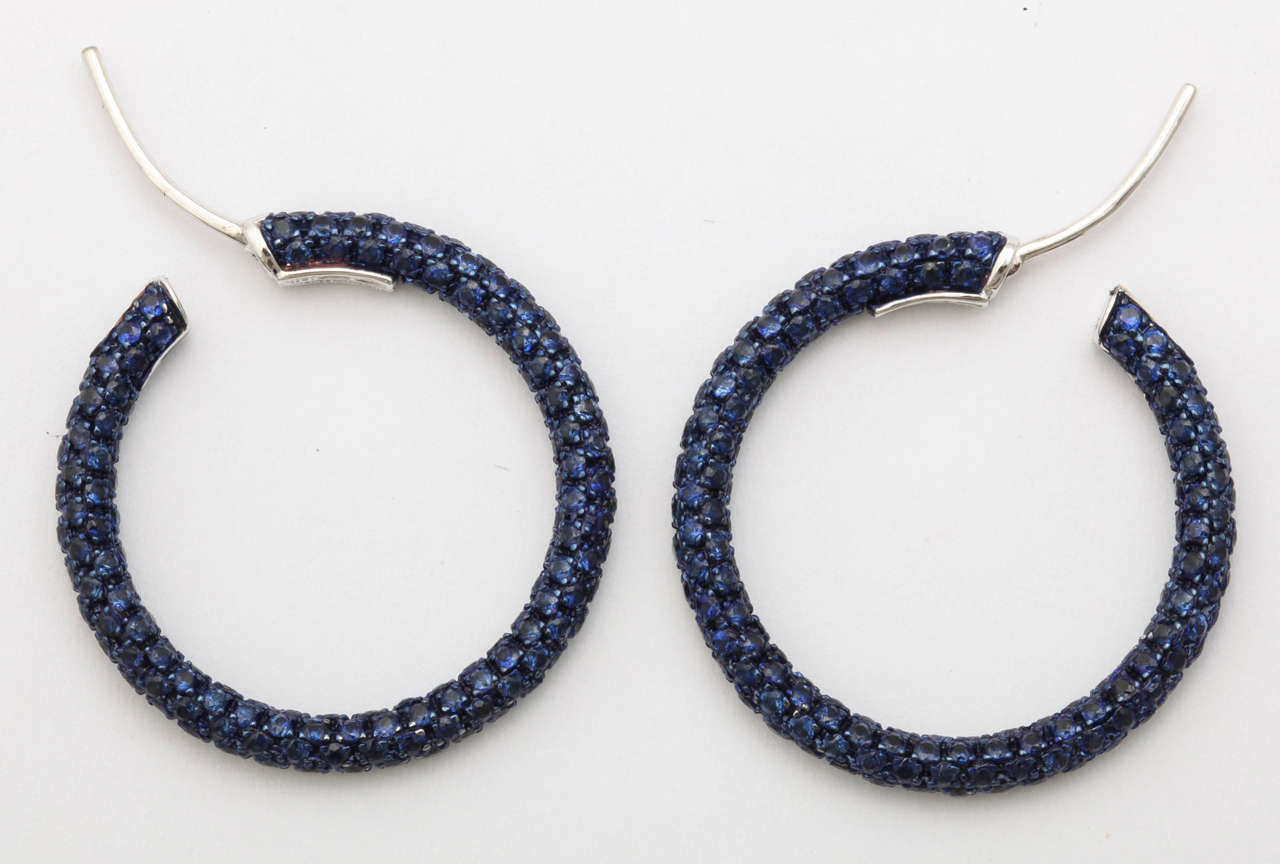 Pave Sapphire Gold Hoop Earrings In New Condition In New York, NY