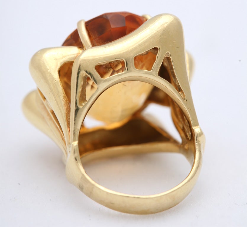 18Kt Yelloww Gold  &  Citrine Architectonic Ring For Sale 2