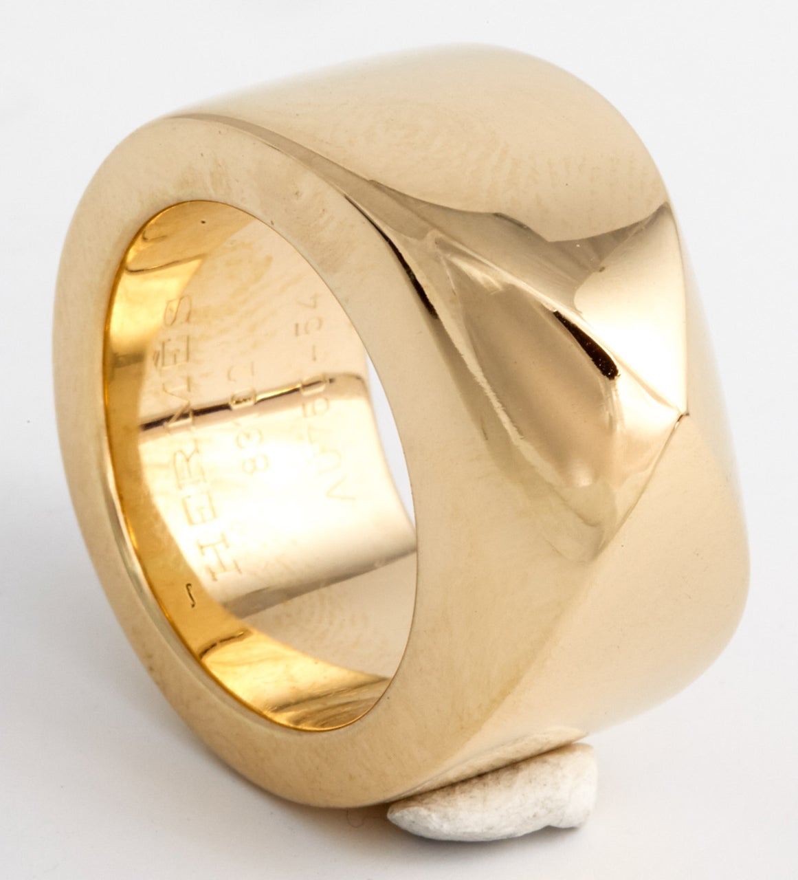 Women's A Gold Medor ring by Hermès For Sale