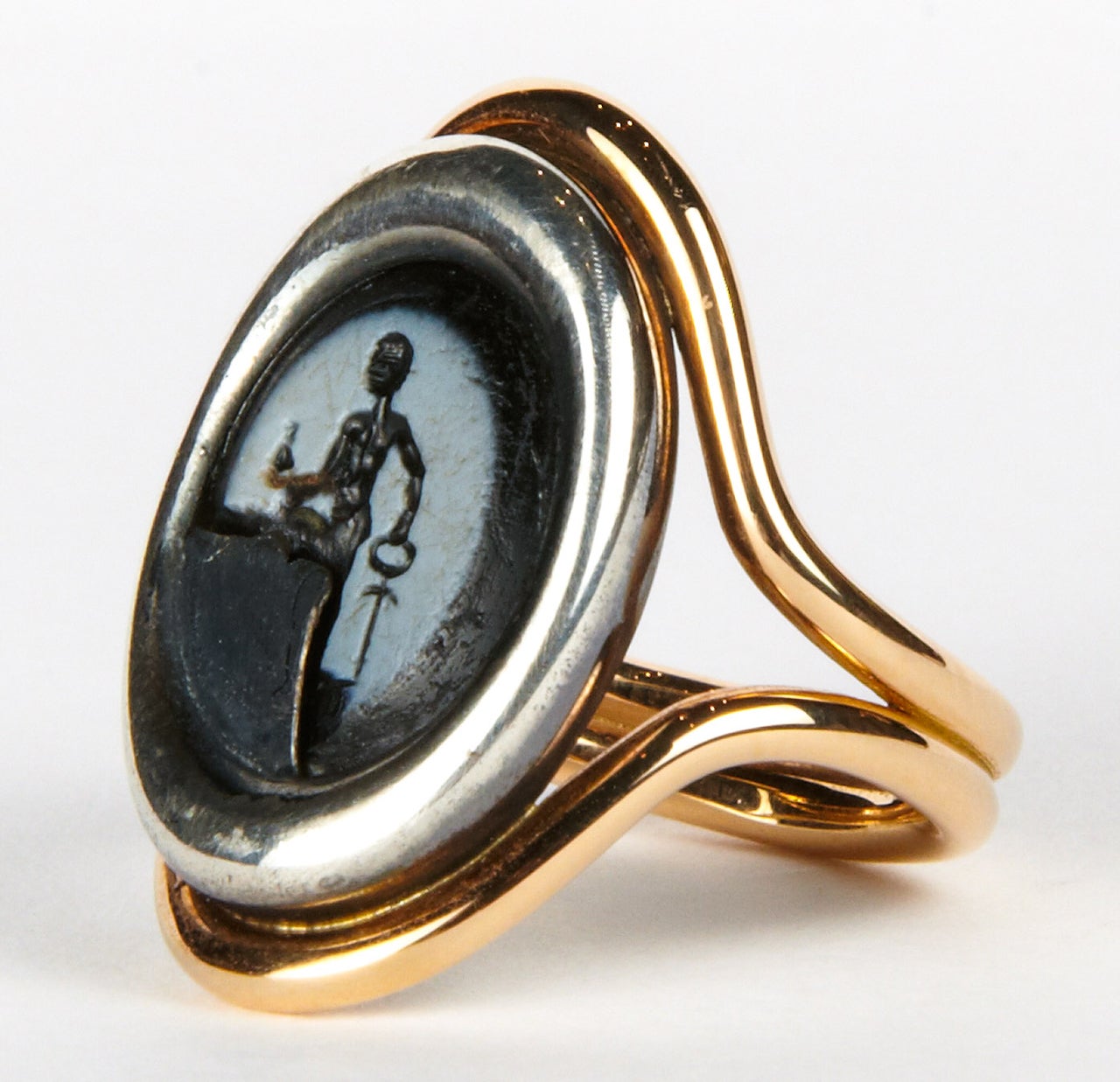 RING WITH ROMAN NICOLO INTAGLIO In Excellent Condition In Paris, IDF
