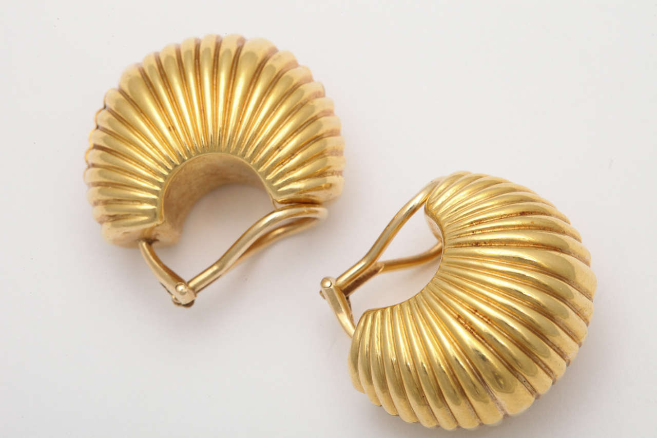 Women's Cartier Shrimp Shaped Clip on Earrings