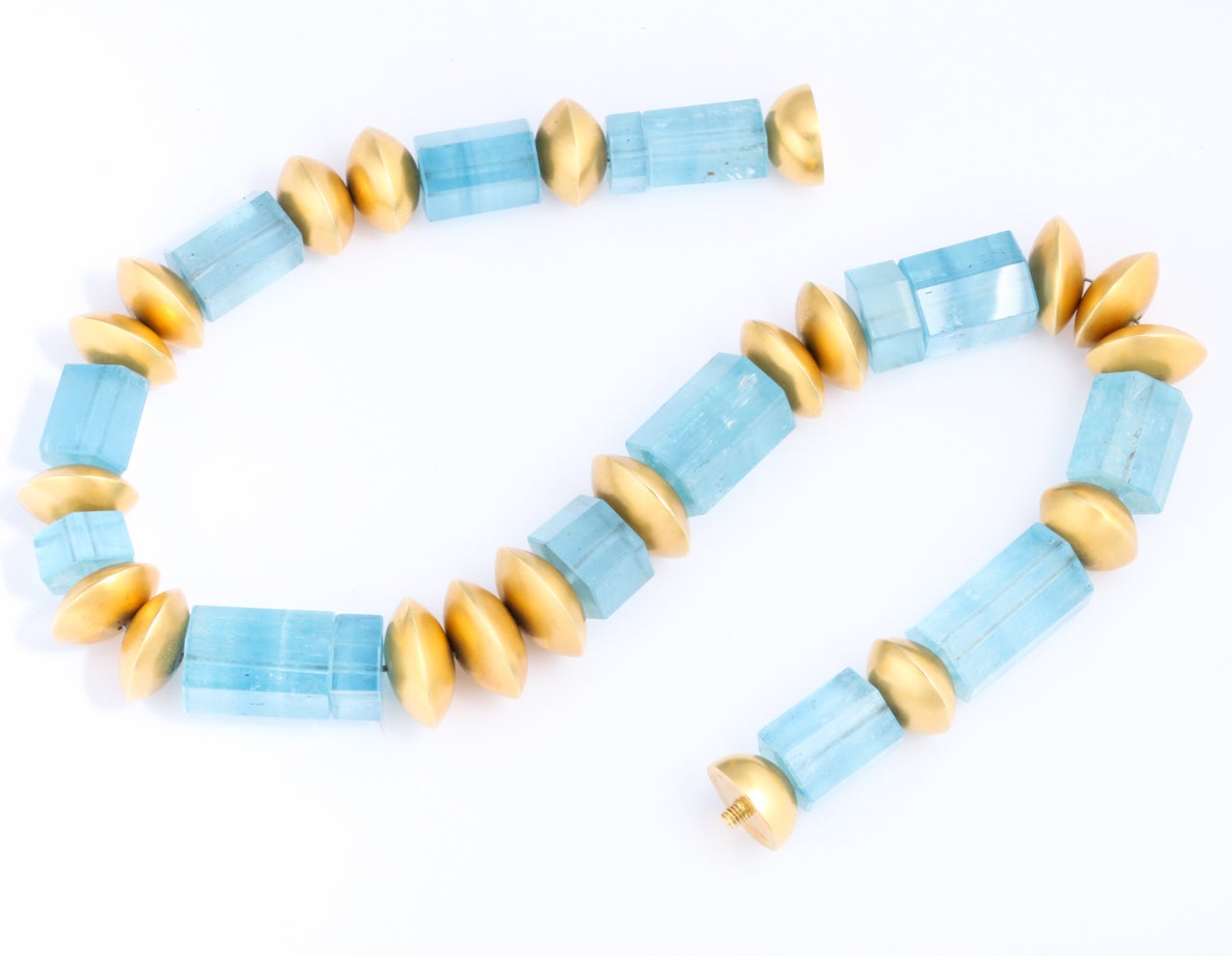 Sumptuous Aquamarine and Gold Necklace 2