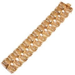 Elaborate Retro Gold Bracelet