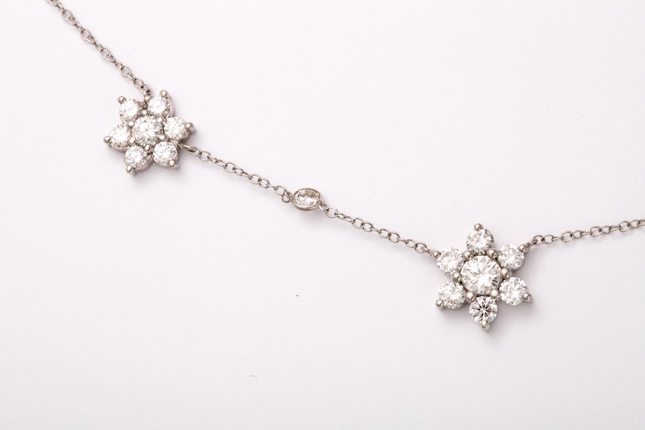 Gorgeous Diamond Flower Cluster Necklace For Sale 1
