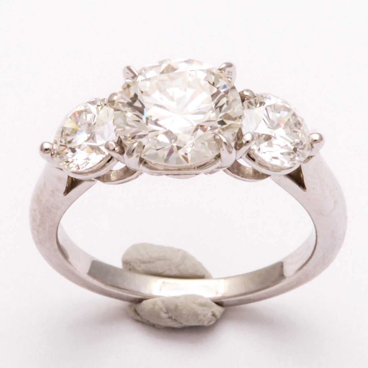 Gorgeous Three Stone Ring, GIA, 2.07 Carat