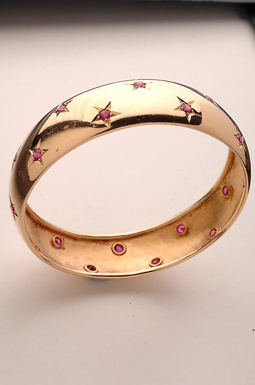 Women's Retro Ruby Gold Bangle Bracelet
