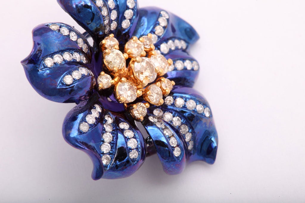 Fantastic Electric Blue Titanium and Diamond Flower Earrings 3