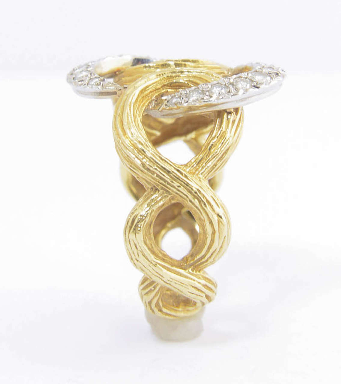 Women's Diamond Textured Gold Swirl Ring