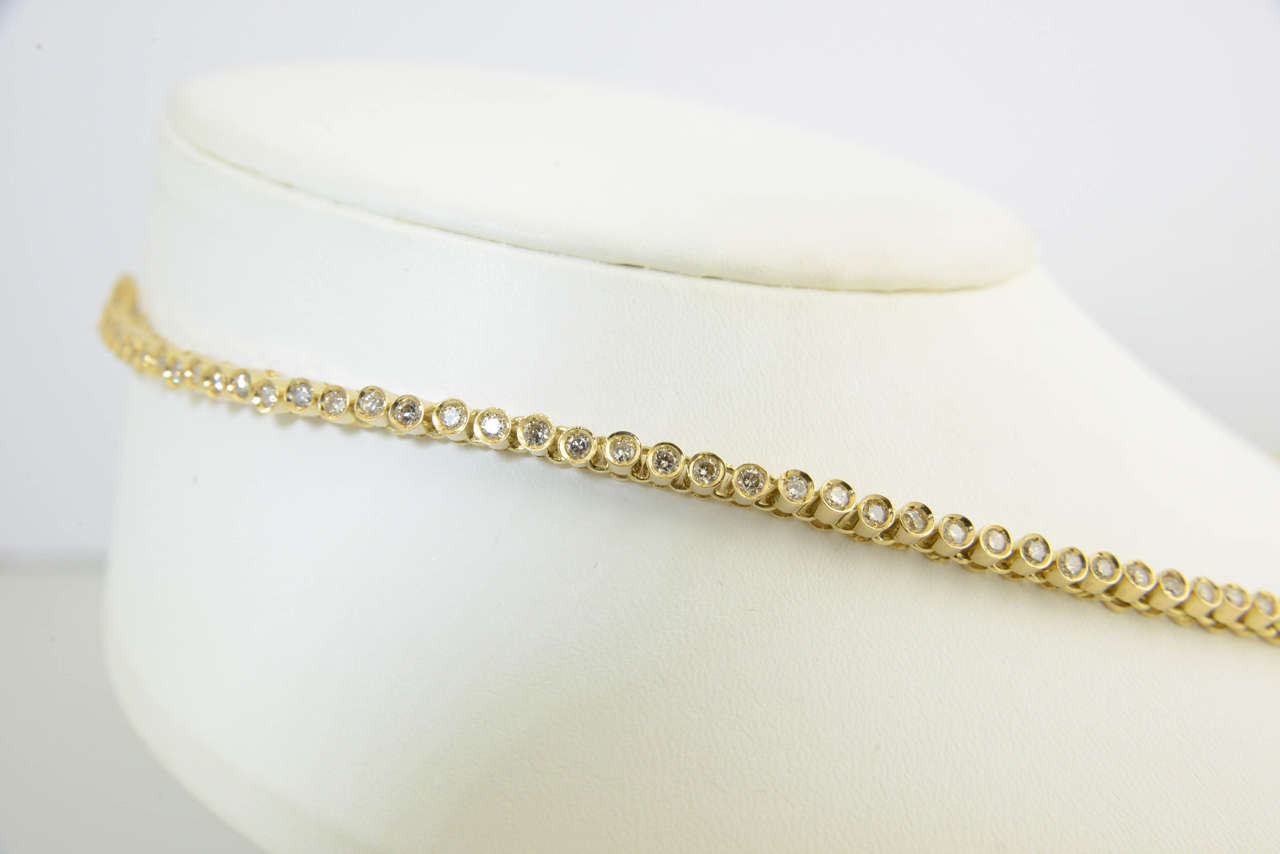 Halskette aus Gelbgold mit Aquamarin und Diamant aus dem 20. Jahrhundert Damen im Angebot