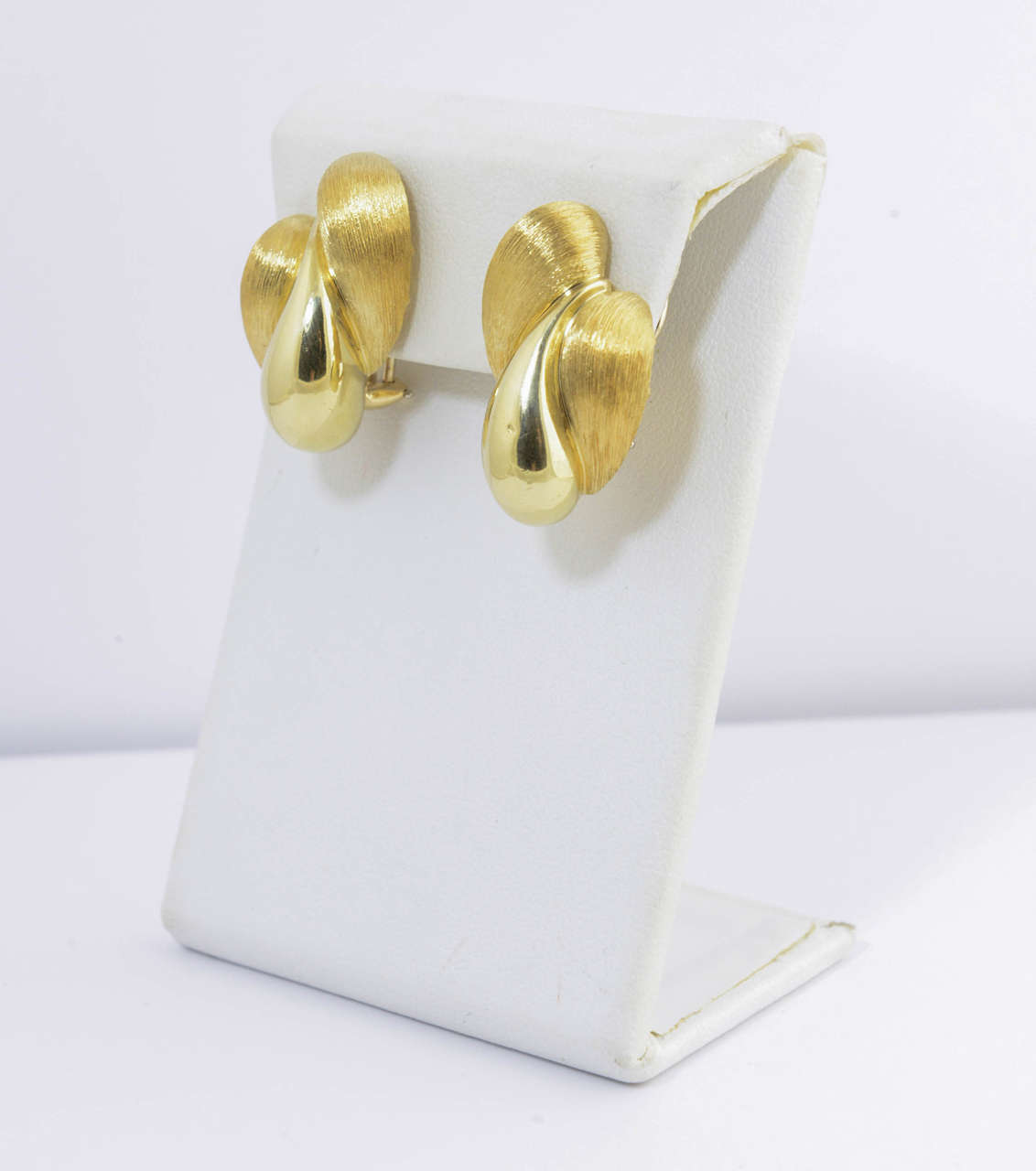 Contemporary Henry Dunay Florentine and High Polish Finish Gold Earrings