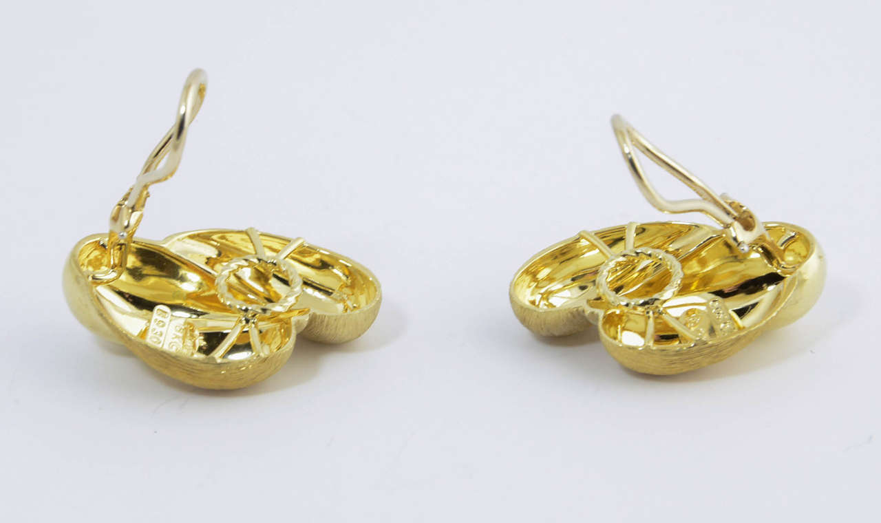 Women's Henry Dunay Florentine and High Polish Finish Gold Earrings