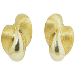 Henry Dunay Florentine and High Polish Finish Gold Earrings