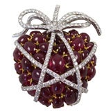 VERDURA Iconic Wrapped Ruby Diamond Heart Broche