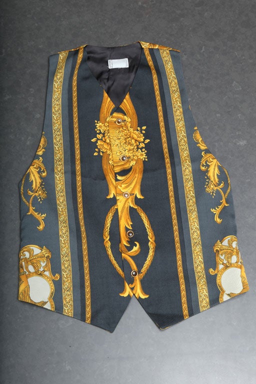 Extremely rare Gianni Versace baroque print vest. It has 