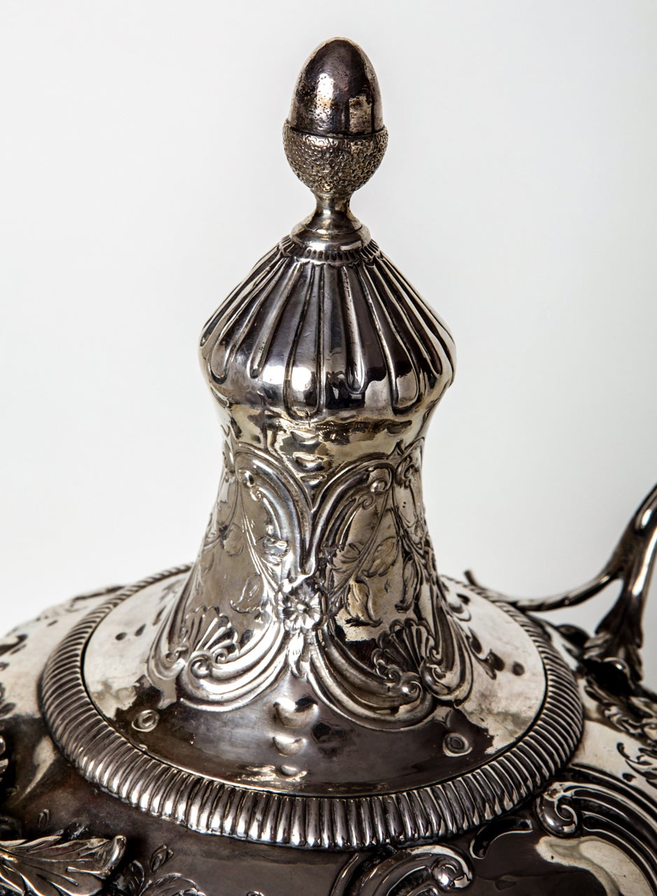George III Tea Urn In Good Condition For Sale In Bologna, IT