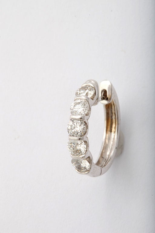 14k white gold Bar Set round diamond earrings<br />
10 round diamonds 2.50 carats