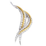 18KT WHITE GOLD, ENAMEL  
DIAMOND LEAF PIN