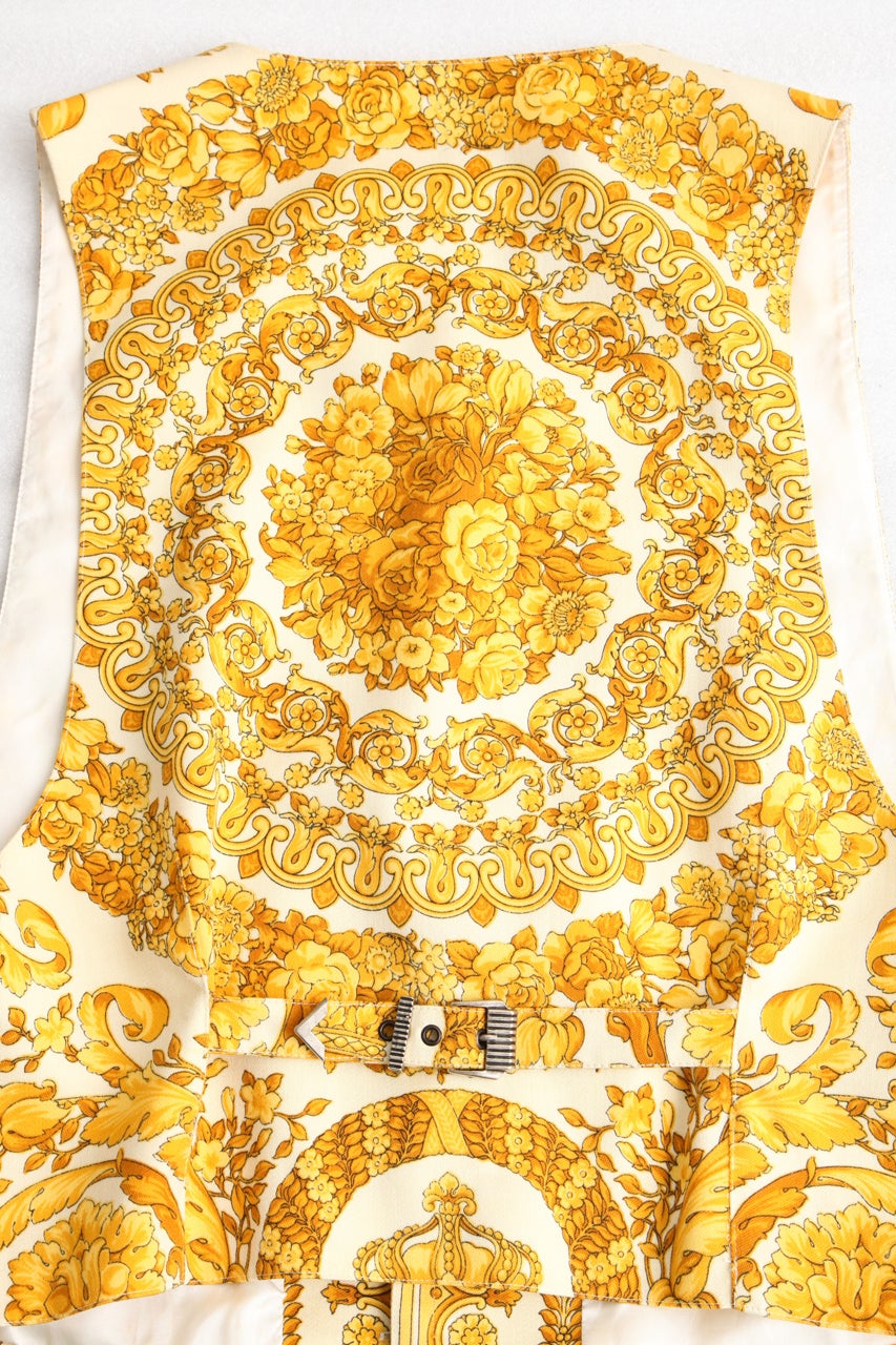 Gianni Versace Rare Men's Baroque Print Vest In Good Condition In Chicago, IL