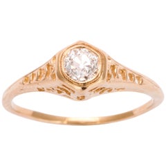 Antique Distinctive Structure in an Art Deco Engagement Ring