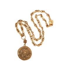 CHANEL MEDALLION NECKLACE WITH KNOT