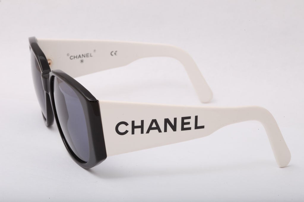 Chanel Vintage 1993 Iconic CC Lenses Black Sunglasses