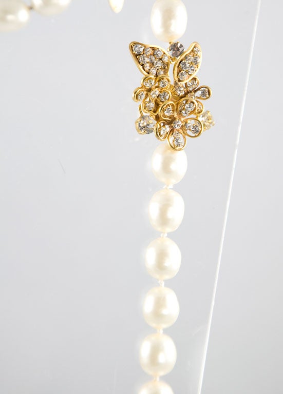 Chanel Stunning Pearl and Rhinestone Sautoir In Excellent Condition In Palm Desert, CA
