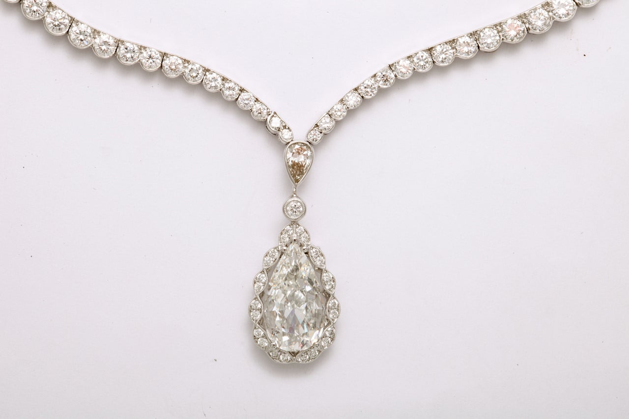 Contemporary Van Cleef & Arpels Riviere Diamond Platinum Necklace For Sale