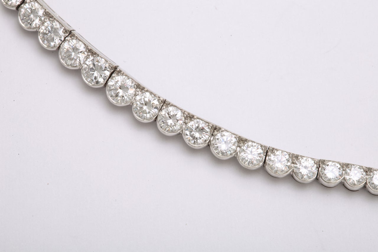 Van Cleef & Arpels Riviere Diamond Platinum Necklace For Sale 2