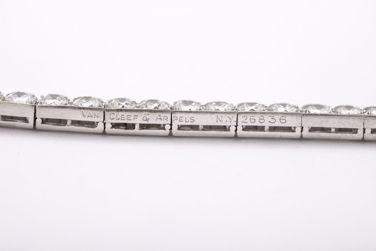 Van Cleef & Arpels Riviere Diamond Platinum Necklace For Sale 4