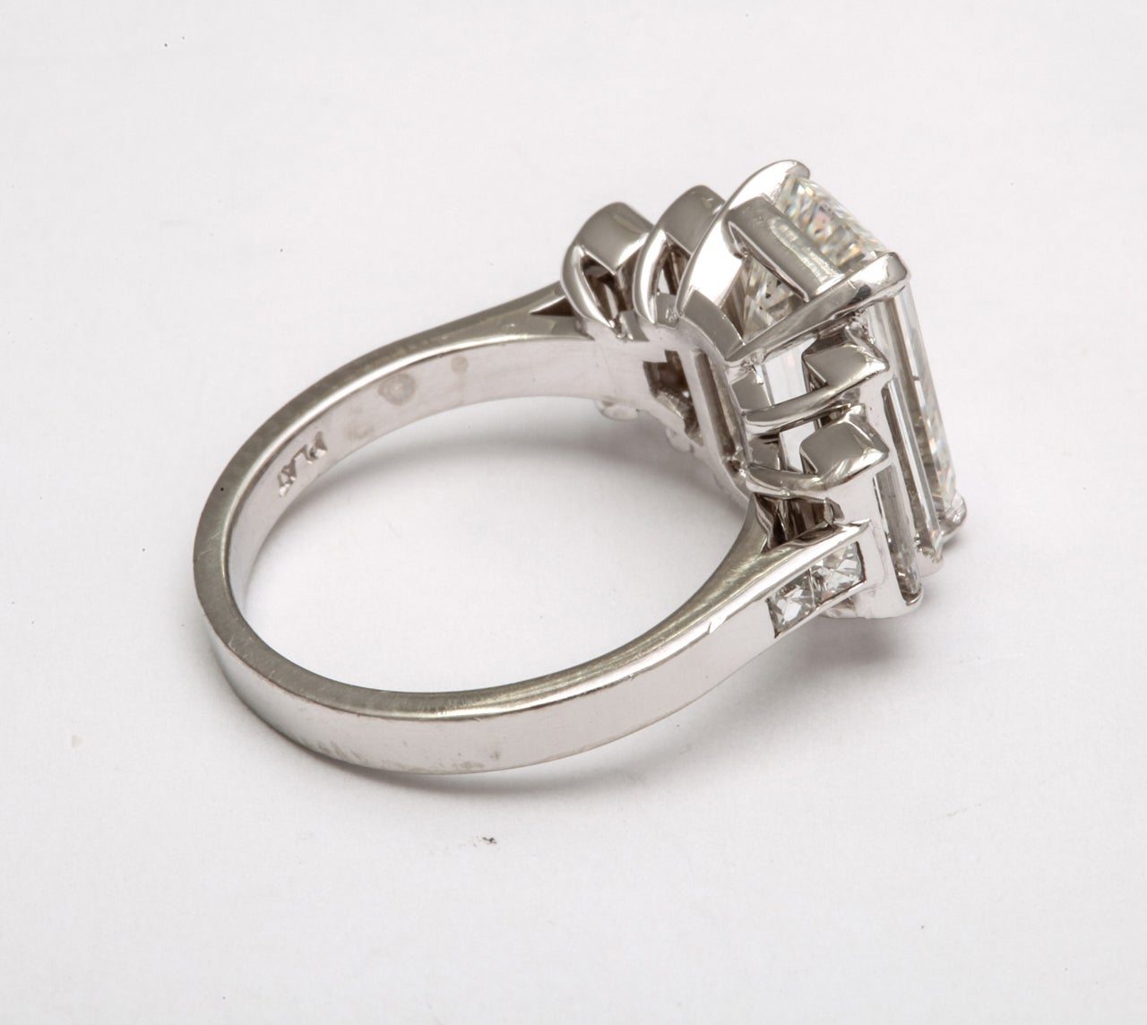 GIA Certified Emerald Cut & Baguette Engagement Ring In Excellent Condition For Sale In New York, NY
