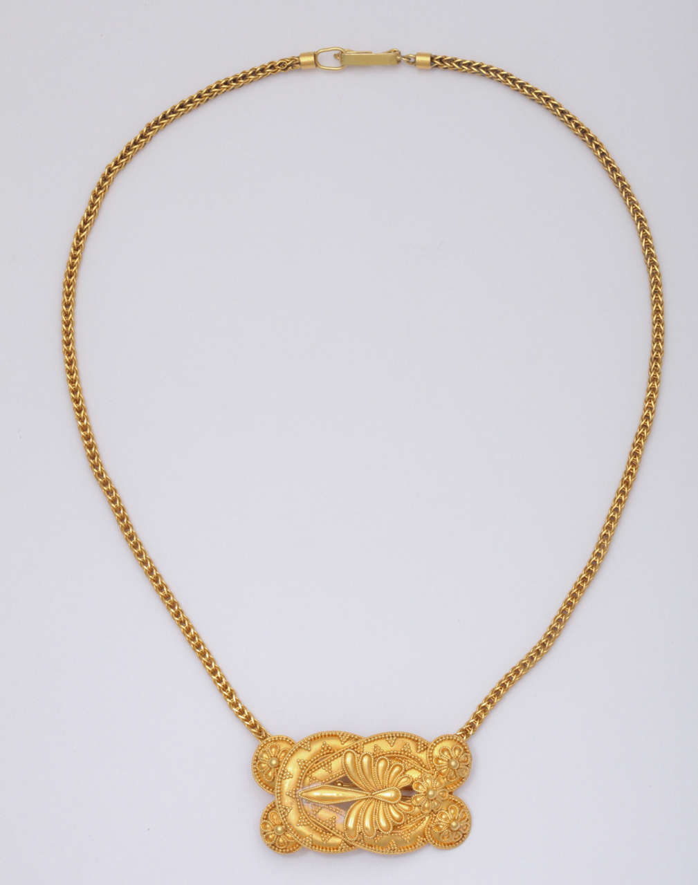 light weight tarsal gold necklace