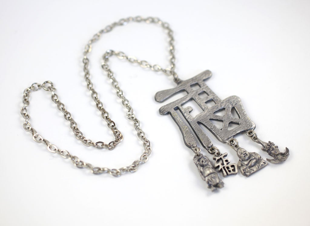 Pewtertone Chinese Character Pendant Necklace, Costume Jewelry In Good Condition For Sale In Stamford, CT