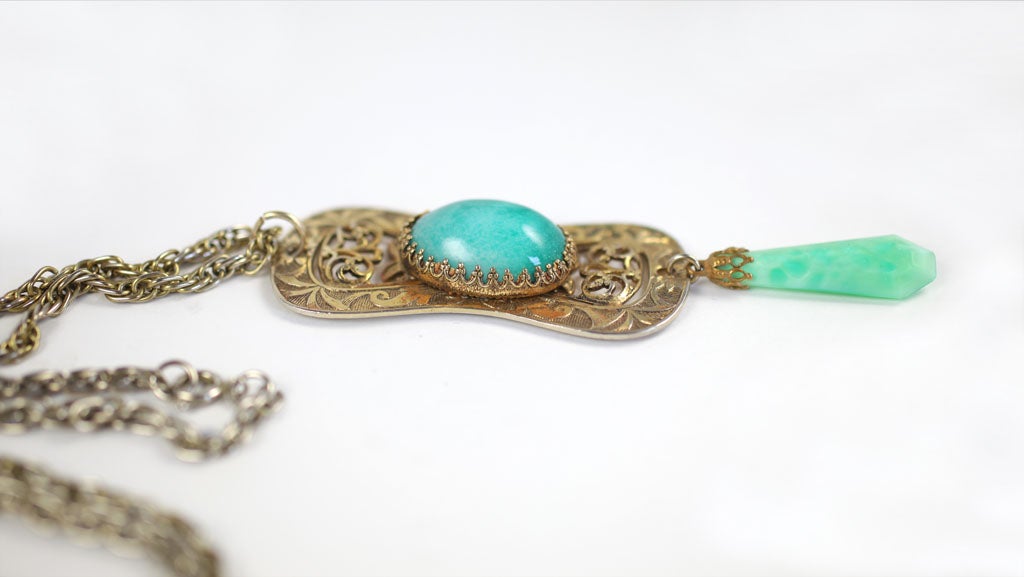 Goldtone Filigree and Faux Jade Pendant Necklace, Costume Jewelry In Excellent Condition For Sale In Stamford, CT