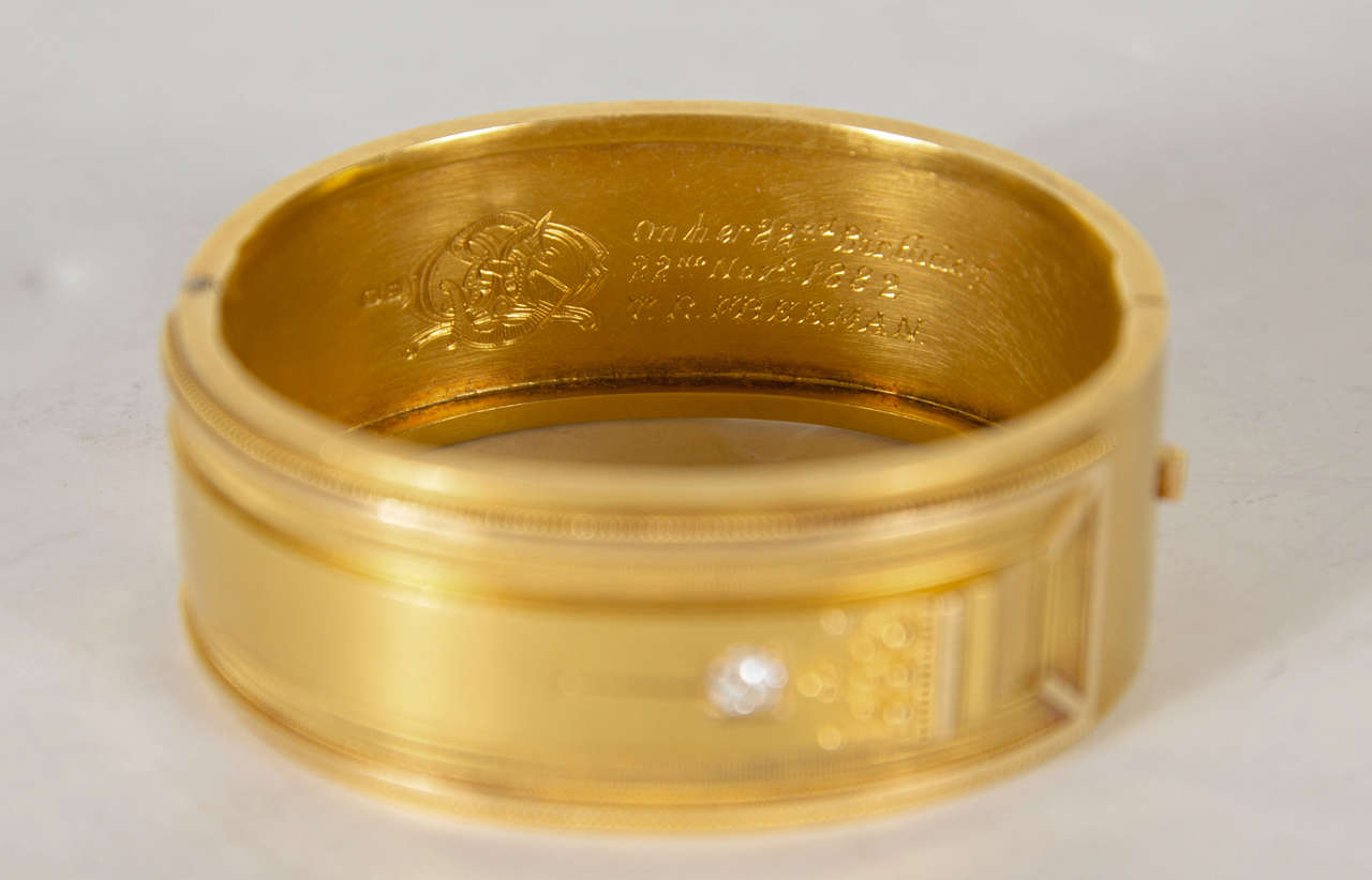 Exquisite Victorian Gold Bangle Bracelet with Engraved and Relief Design In Excellent Condition In New York, NY