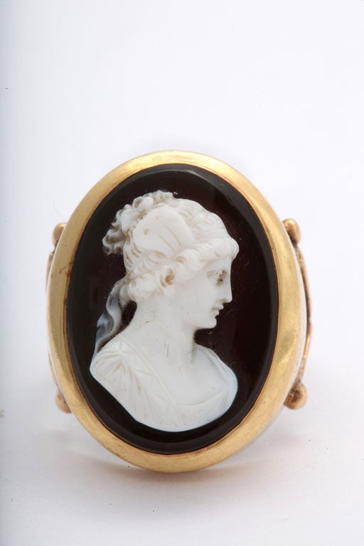 Psyche Raised in a Sardonyx Cameo Ring In Excellent Condition In Stamford, CT