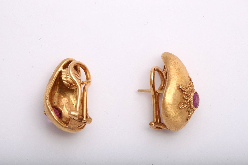 Women's BUCCELLATI  Ruby Earrings