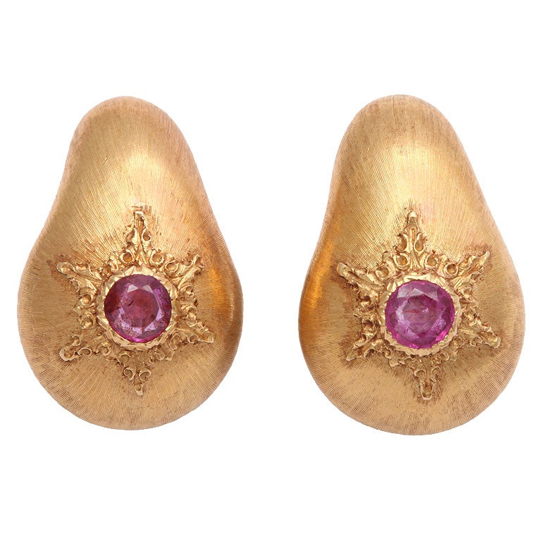 BUCCELLATI  Ruby Earrings
