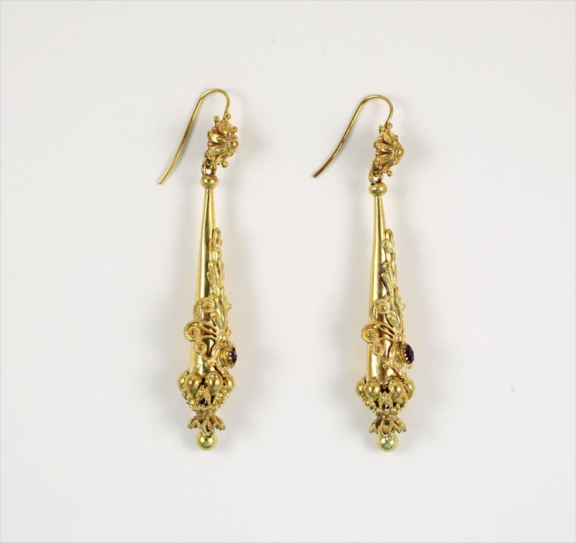 Georgian 15kt Elongated Torpedo Earrings In Excellent Condition In Stamford, CT