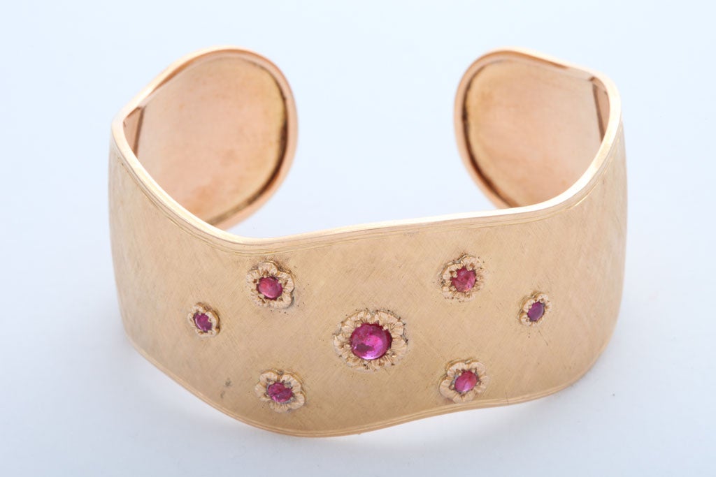Moderne Ruby & Gold Bangle with a Florentine Finish