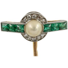 Pearl, Emerald & Diamond Tie Pin in 18 Karat Gold & Platinum, French cira 1890