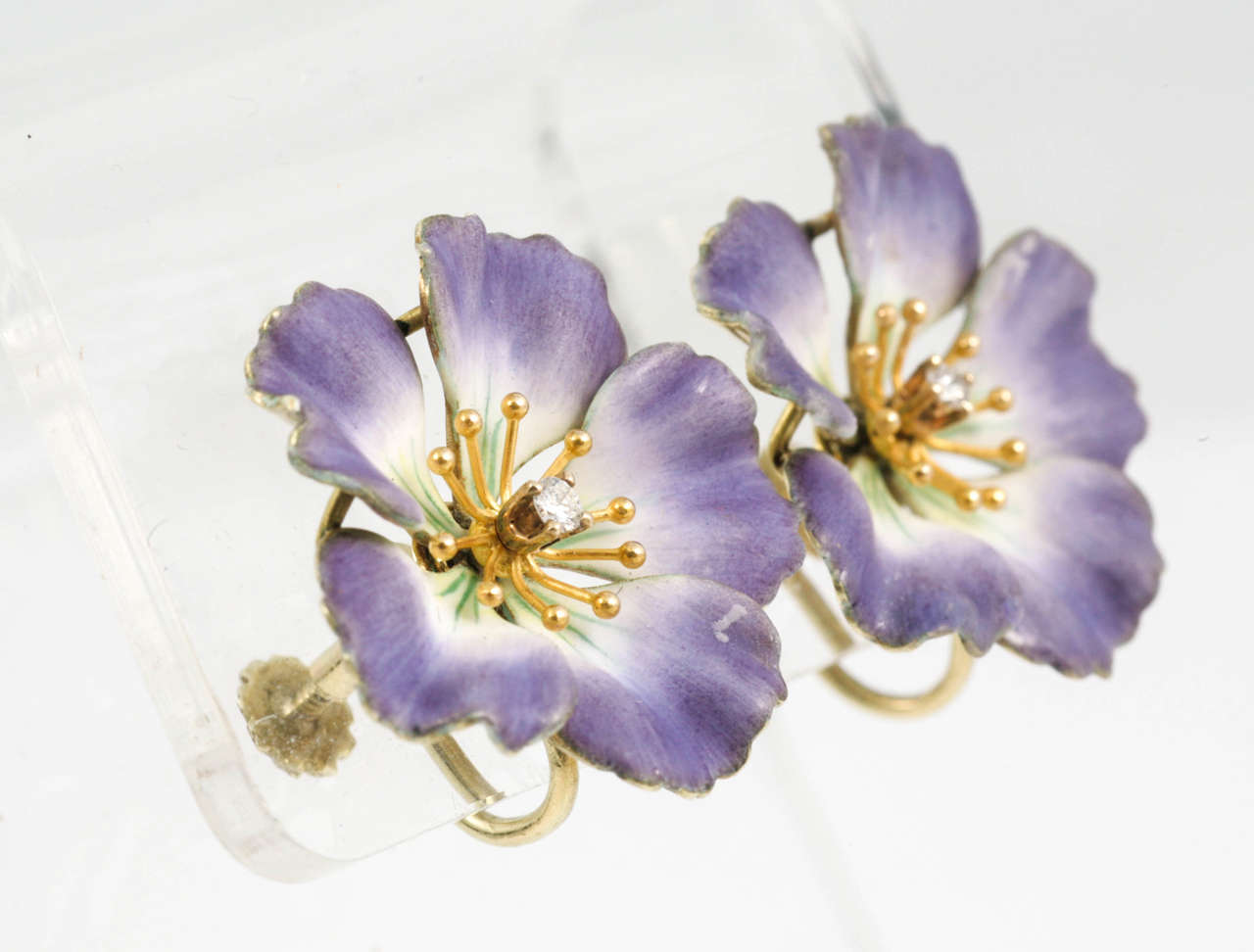 Very Pretty Enamel Pansy Earrings In Excellent Condition For Sale In London, GB