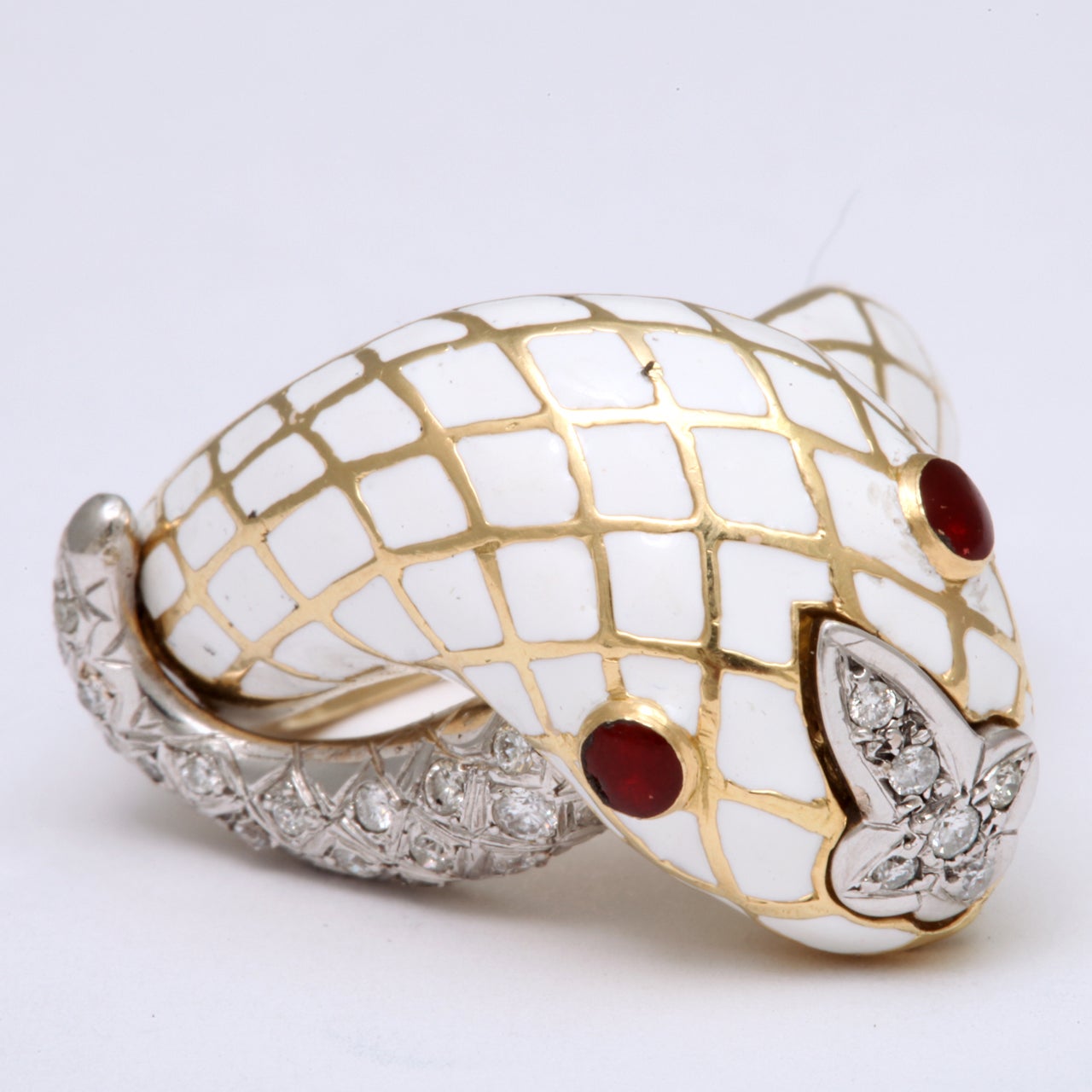 DAVID WEBB Gold Diamond Ruby White Enamel Snake Ring In Good Condition In New York , NY