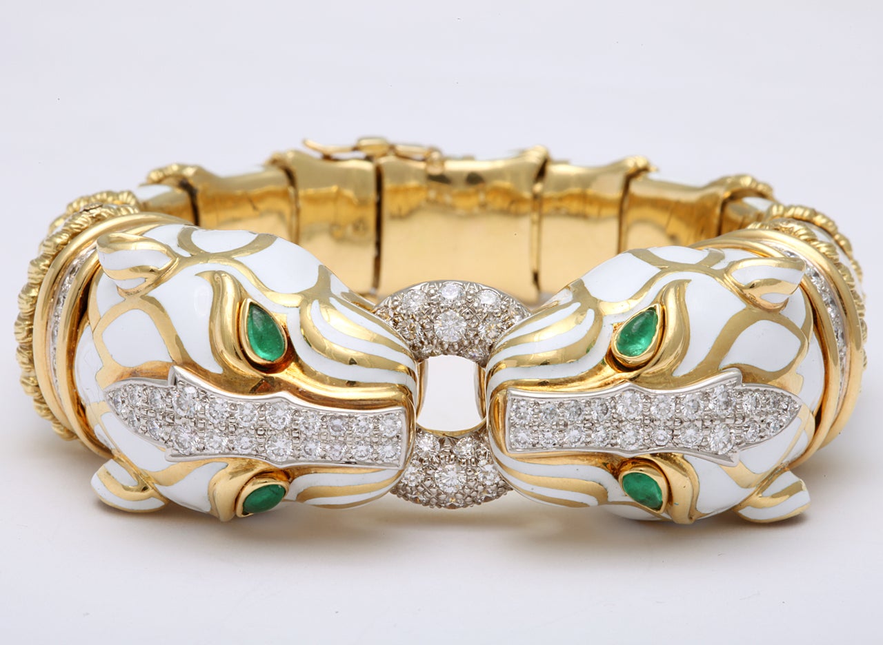 David Webb Gold Diamond Emerald Enamel Two Heads Tiger Bracelet 5