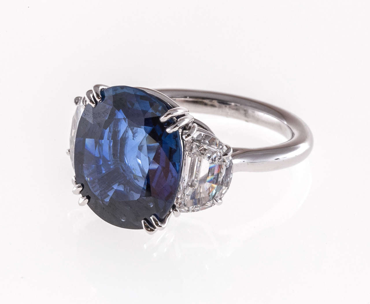 Natural Cornflower Blue Sapphire Diamond Platinum Ring