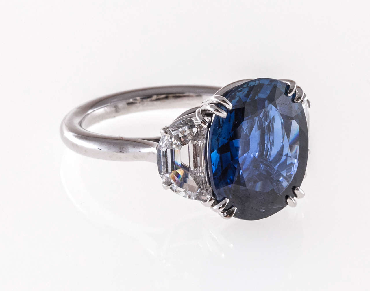 cornflower blue sapphire engagement rings