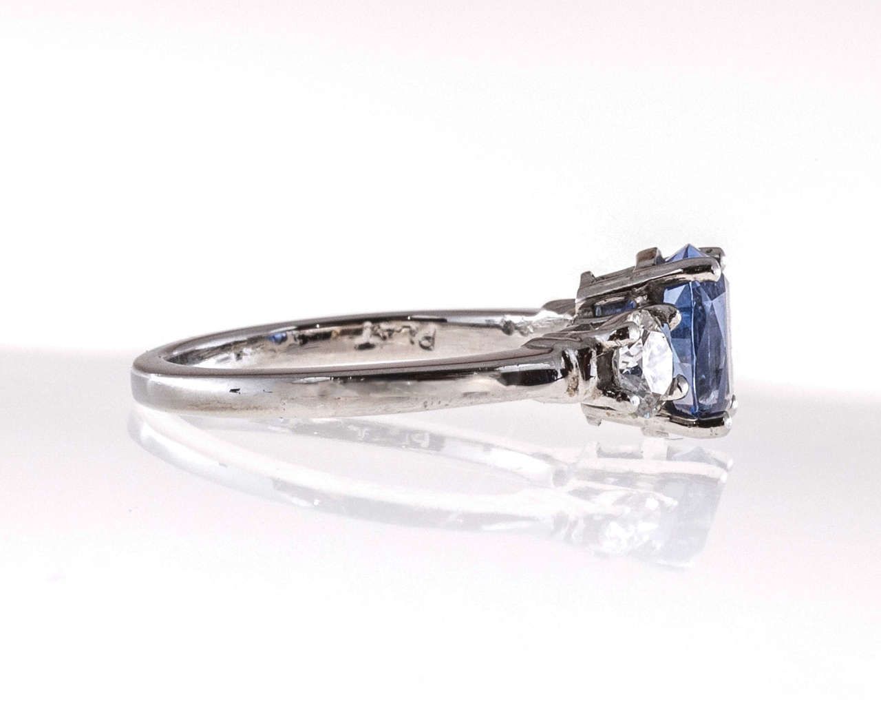 3 stone blue sapphire ring