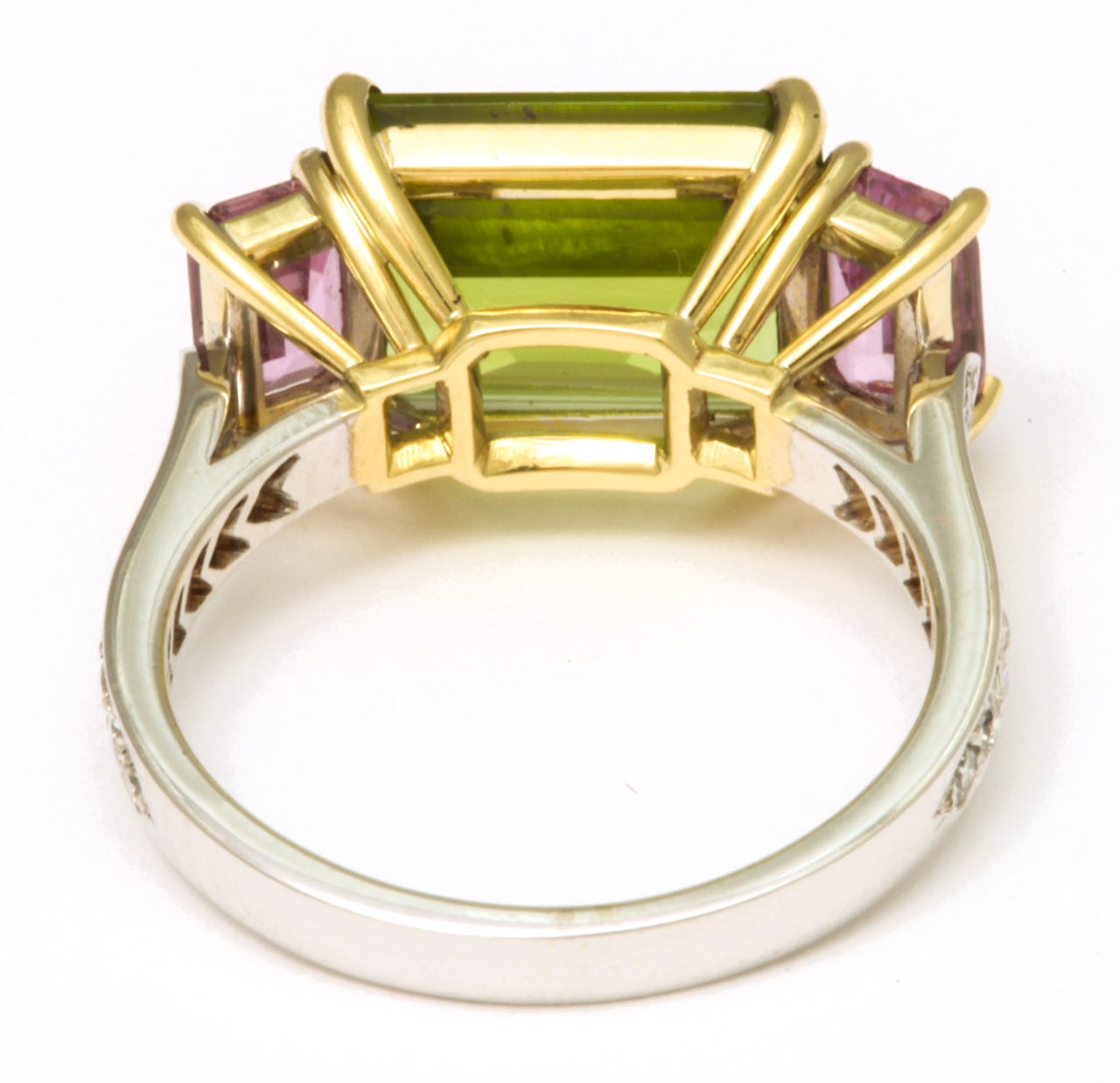 Paolo Costagli Peridot & Pink Sapphire Ring In Excellent Condition In New York, NY