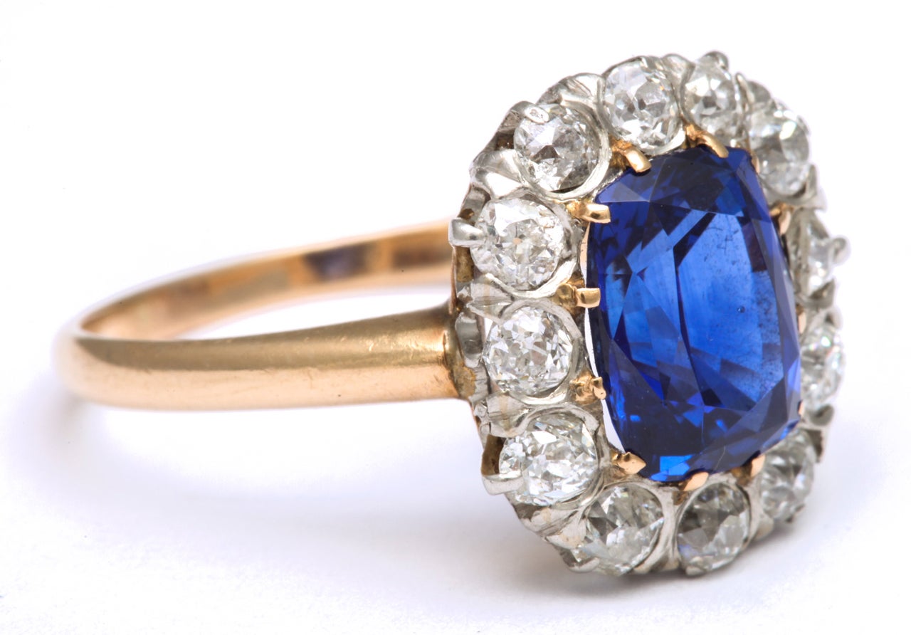 Antique Sapphire & Diamond Ring In Excellent Condition In New York, NY