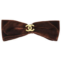 Retro Chanel CC Large Brown Velvet Bow Hair Clip